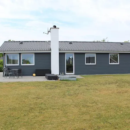 Сasa de vacaciones Jannik - 300m From The Sea By Interhome *